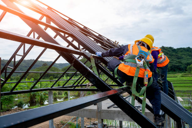 Best Roof Repair Services  in Lyndonville, VT